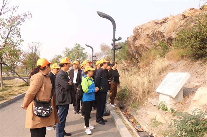 b91b22e9ee1d4b3dbf43872e94ed05e.jpg b91b22e9ee1d4b3dbf43872e94ed05e.jpg